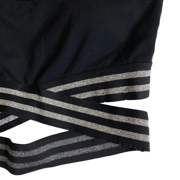 Lunair Australia Black Cross Front Athletic Padded Sports Bra Women’s Size Small - Picture 4 of 7